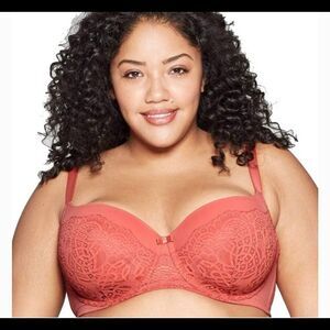 Auden Women's Plus Lightly Lined Balconette 46DDD